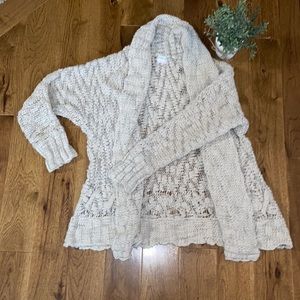 Motherhood maternity sweater. Large. Crème. Extremely comfortable.